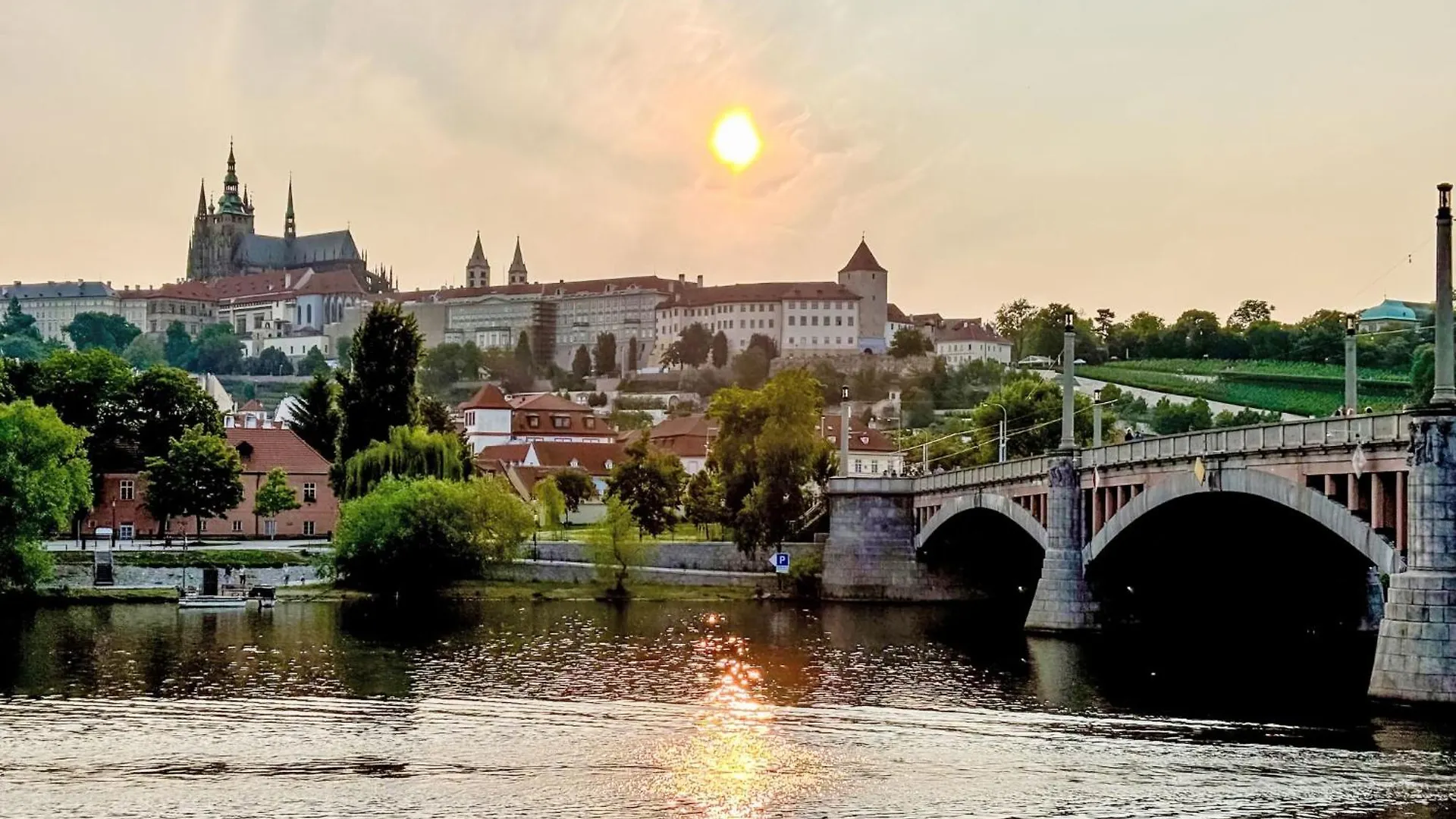 Apartment Nerudova Praag