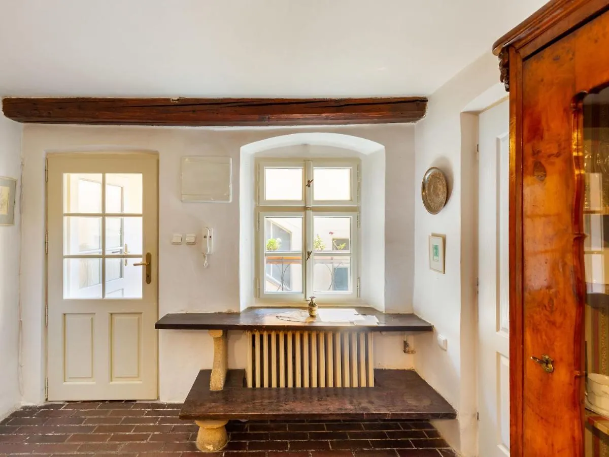 Apartment Nerudova Prag